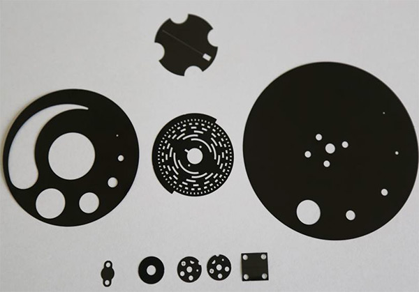 蚀刻的精度和侧蚀问题介绍