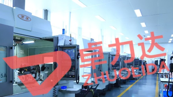 超精密微孔加工核心参数标准：3-10μm密集微孔高精度成型方案